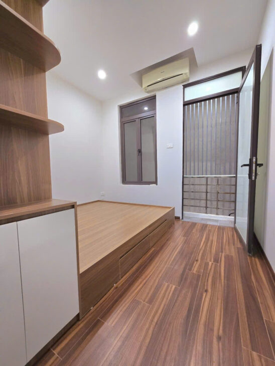 Bán nhà 4 tầng cực đẹp 4 ngủ 31m tại ngõ 192 Kim Giang, Hoàng Mai