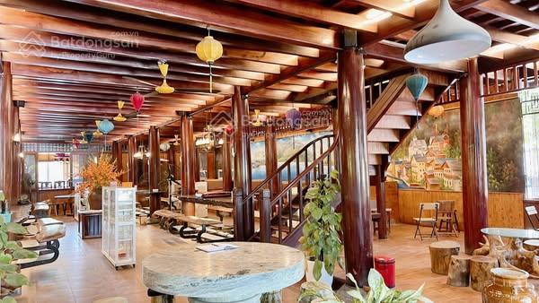 Bán nhà mặt phố Hoàng Cầu 100m2 mặt tiền 6,6m giá cực tốt cơ hội đầu tư hiếm có