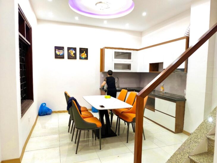 BÁN NHÀ 4 TẦNG, FULL NỘI THẤT, PHỐ HOÀNG VĂN THÁI, THANH XUÂN GIÁ 8,6 TỶ