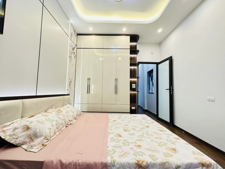 CỰC HIẾM! BÁN NHÀ VƯƠNG THỪA VŨ, 4 TẦNG, 3 MẶT THOÁNG, GẦN Ô TÔ, CHỈ 7.98 TỶ