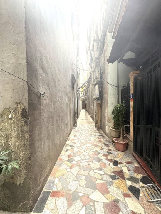 Bán nhà ngõ Hoà Bình 7, 70m2 3 tầng giá HẠ CHÀO chỉ còn 11,9 tỷ