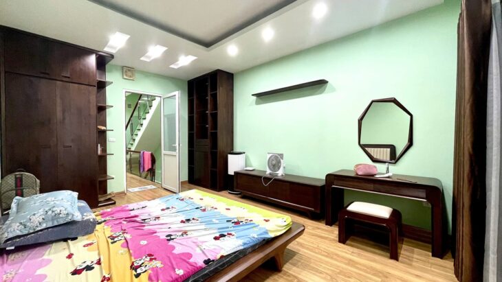 ????Ô tô tránh, Phân lô Phùng Chí Kiên 65m 5T Thang máy Nội thất đẹp, 19.9 Tỷ