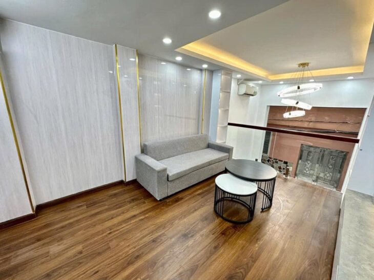 BÁN NHÀ KHƯƠNG TRUNG, NGÕ NÔNG, GẦN PHỐ, FULL NỘI THẤT, 6T*33M²,CHỈ 6.7 TỶ