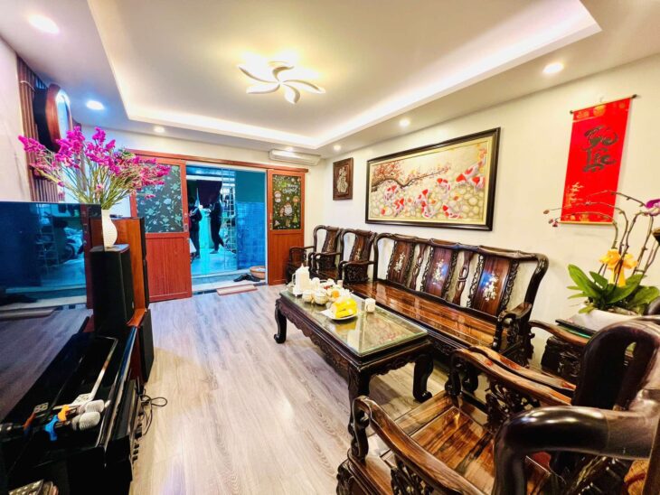 ????????Tầng 2 TT Thành Công 105m2, 3PN, Mới Đẹp Thoáng, 4.8 Tỷ