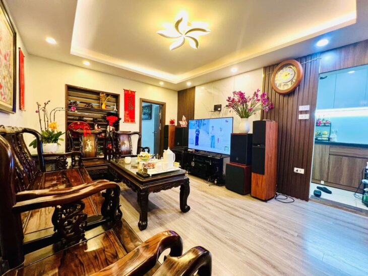 ????????Tầng 2 TT Thành Công 105m2, 3PN, Mới Đẹp Thoáng, 4.8 Tỷ