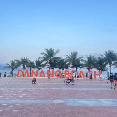 Nhà mặt tiền 2 tầng -Phạm Quang Ảnh -Gần biển Mỹ Khê- Giá chỉ 7,68 tỷ . Nhà mặt tiền 2 tầng -Phạm Quang Ảnh -Gần biển Mỹ Khê- Giá chỉ 7,68 tỷ .
