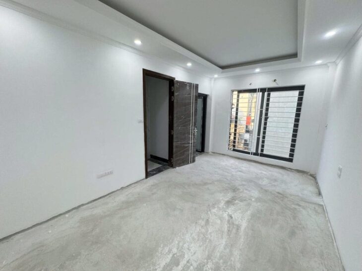 NHÀ MỚI Ở LUÔN – TRUNG TÂM THANH XUÂN – OTO ĐỖ CỔNG – 35M*6T – THANG MÁY – 8.65 TỶ