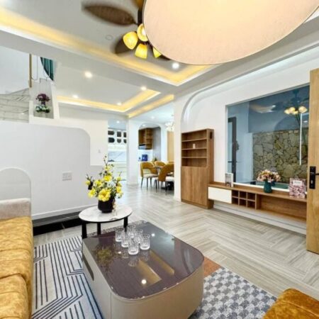 ► Kiệt gần Trưng Nữ Vương khu Chợ Mới, Phố Đi Bộ Bạch Đằng, 72m2, 2 tầng mới hiện đại, 3.75 tỷ