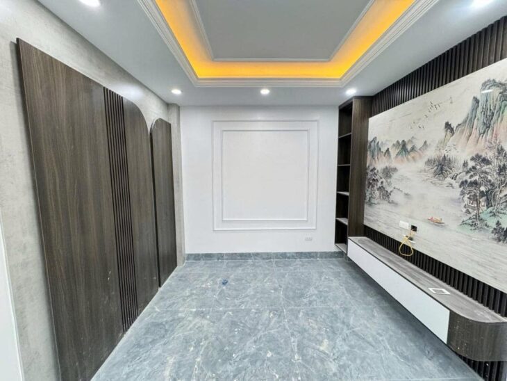 NHÀ MỚI Ở LUÔN – TRUNG TÂM THANH XUÂN – OTO ĐỖ CỔNG – 35M*6T – THANG MÁY – 8.65 TỶ