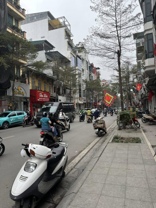 BÁN NHÀ MẶT PHỐ KHÂM THIÊN – KINH DOANH SẦM UẤT – 2 THOÁNG VĨNH VIỄN – 74m2 – 22.4 TỶ