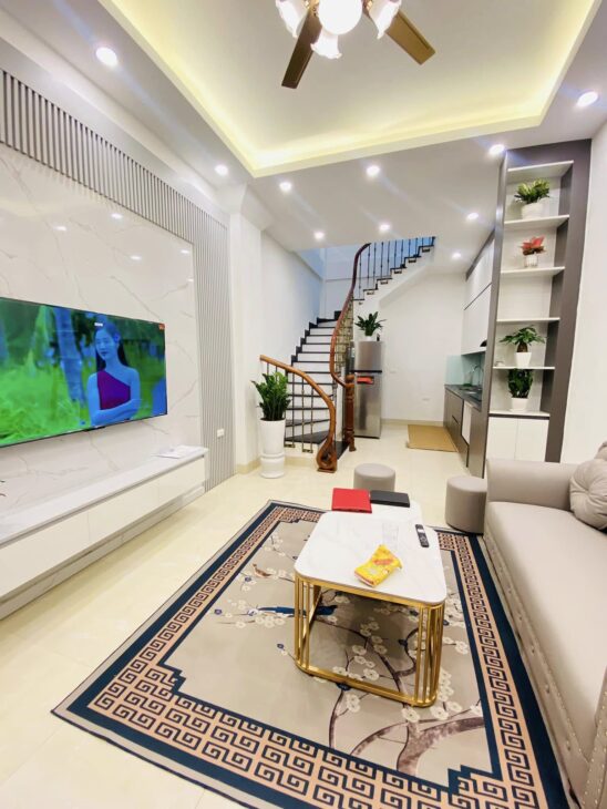 Bán nhà phố Phạm Văn Đồng – Bắc Từ Liêm, 35m2 5 tầng giá chỉ nhỉnh 6 tỷ