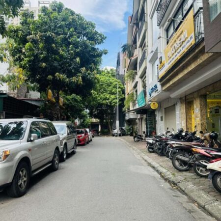 SIÊU PHẨM THANH XUÂN, NHÀ ĐẸP DÂN XÂY – 2 THOÁNG – TẶNG NỘI THẤT – DT RỘNG Ở SƯỚNG CHỈ 7.9 TỶ.