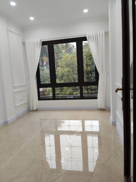 MP Cầu Giấy-2 thoáng-Mặt Sau Ôtô dừng đỗ ngày đêm 40/50m, 5T Thang máy 32 Tỷ