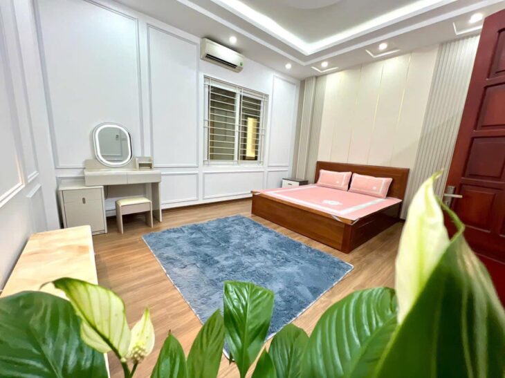 CỰC HIẾM-SIÊU ĐẸP-Ngõ 68 Cầu Giấy 31/35m,5 Tầng/MT 5m-6.8 tỷ, Đầy đủ nội thất