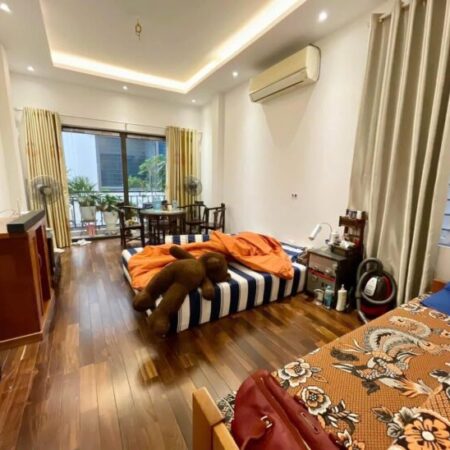 Bán nhà Vương Thừa Vũ 48m2.4T lô góc, mặt tiền thoáng sáng, ô tô gần nhà