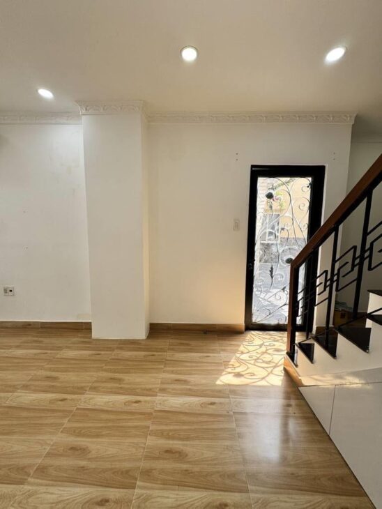 BÁN NHÀ HXH ĐOÀN THỊ ĐIỂM MỚI ĐẸP – LÔ GÓC – 32M2 – GÍA 6.7 TỶ TL