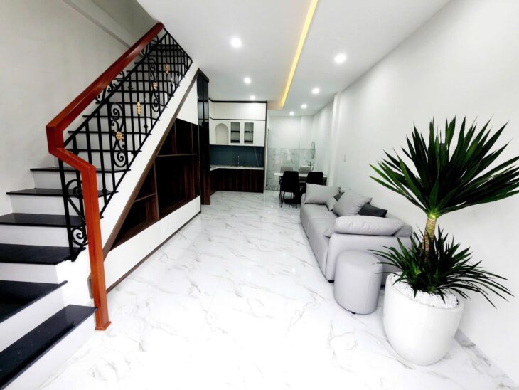 Nhà Đẹp Hoàng Diệu – Cách Biển Trần Phú – Nha Trang tầm 500m