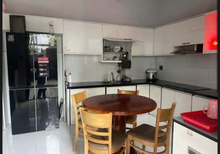 CẠNH BẾN XE – NHÀ 2 TẦNG ĐẸP, 93M2, SÂN ÔTÔ, SÁT TÔN ĐỨC THẮNG, LIÊN CHIỂU – CHỈ 3.5XX TỶ