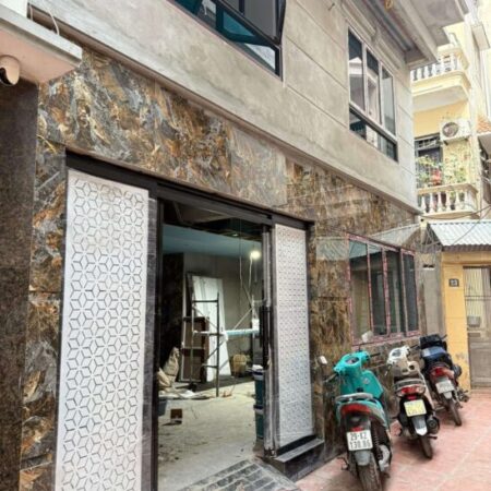 Chưng cư mini trung tâm Đống Đa ! 8 tầng thang máy – 21 phòng – PCCC đầy đủ – doanh thu tốt.