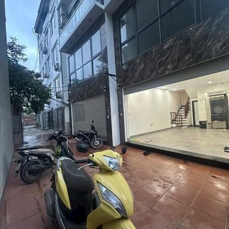 Nhà mới Đàm Quang Trung – Cổ Linh – Long Biên thang máy lô góc, gara oto