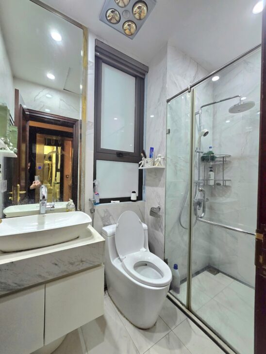BÁN NHÀ PHÂN LÔ GIẢI PHÓNG – OTO TRÁNH – NHÀ ĐẸP NHƯ BIỆT THỰ – 6.5M MT – 79M2 – 25 TỶ