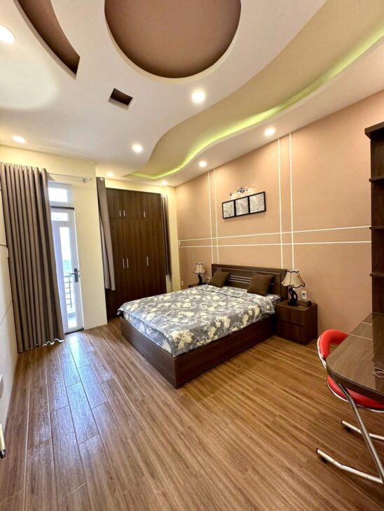 Nhà mới ở ngay, 3 tầng – Trần Hưng Đạo Quận 5 – 85m2
