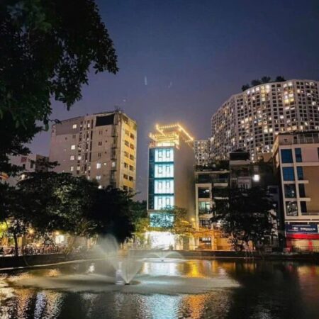BÁN TÒA VĂN PHÒNG MẶT PHỐ THANH XUÂN, VIEW HỒ, 100M2 8T MT5.7, DÒNG TIỀN 70TR/TH, 35.XTỶ