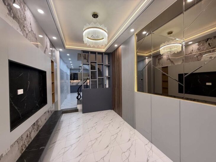 ????BÁN NHÀ THỊNH QUANH – ĐỐNG ĐA ???? DT 37/40m2, 4 Tầng,Thoáng trước sau, trước nhà rộng 2,5m, gần