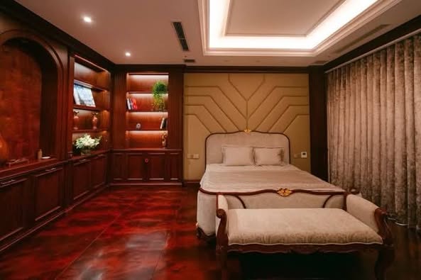 Bán biệt thự Nghĩa Đô – ô tô vào nhà – lô góc – siêu mặt tiền – 125m chỉ 30 tỷ