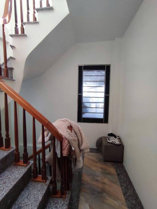 BÁN NHÀ 4 TẦNG – NGỌC THỤY, LONG BIÊN – 2 THOÁNG – SỔ ĐỎ NỞ HẬU – OTO TRÁNH NHƯ HÌNH .