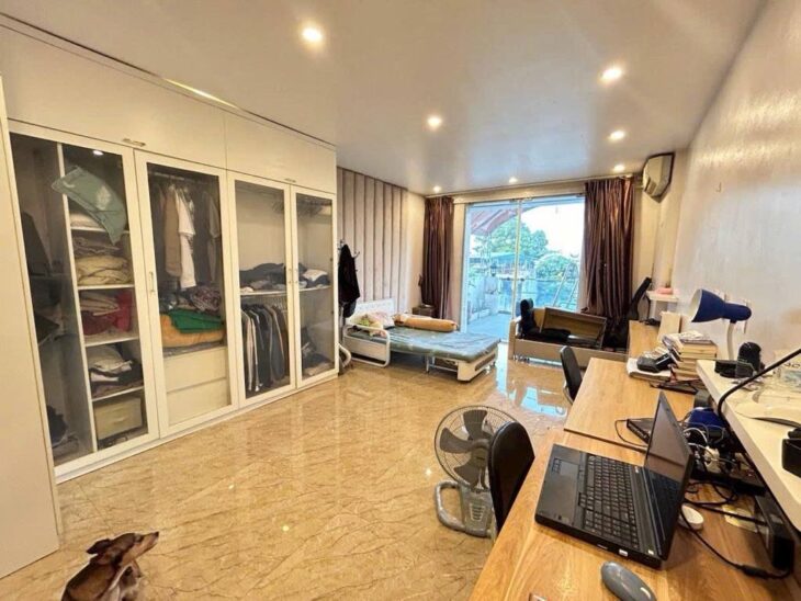 B.ÁN NHÀ CHỢ TỨ LIÊN ÂU CƠ TÂY HỒ, OTO TẢI ĐỖ CỔNG KINH DOANH SẦM UẤT 52M2, 4.5TY..