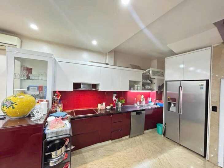 B.ÁN NHÀ ÂU CƠ TÂY HỒ, NHÀ 5 TẦNG DÂN XÂY KIÊN CỐ, ÔTÔ ĐỖ CỬA GARA. 47M2 MT4, 6T.Ỷ