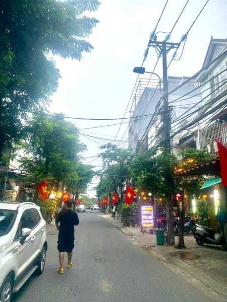 Mặt tiền 2 tầng – Khu phố tây – Sơn Trà -Giá chỉ 8,8 tỷ .