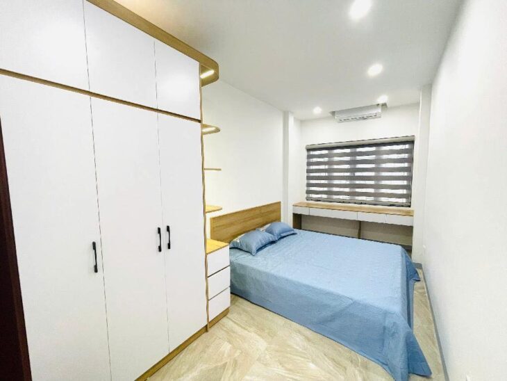 TRẦN KHÁT CHÂN – CÁCH 1 NHÀ RA PHỐ – 5 TẦNG, 3 MẶT THOÁNG – NHÀ MỚI CỨNG, GIÁ CHỈ HƠN 7 Tỏi