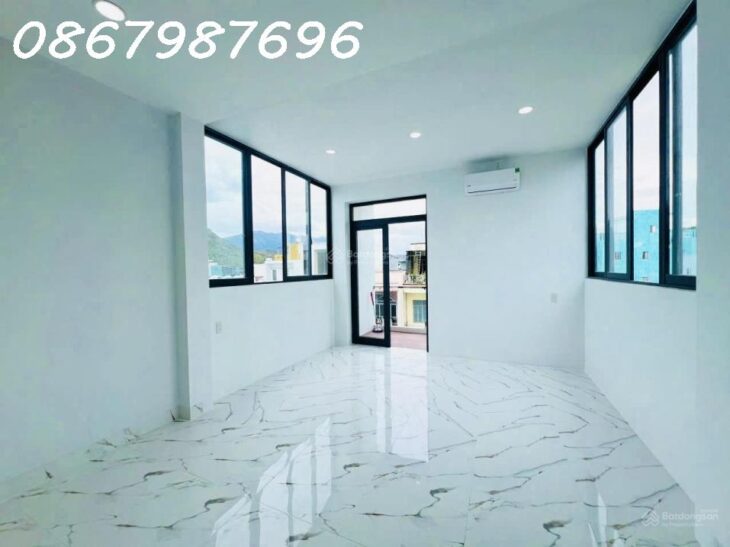 Giảm giá 500 triệu. Nhà mới 3 tầng sát đường Phước Long, TP Nha Trang chỉ còn 4,5 tỷ