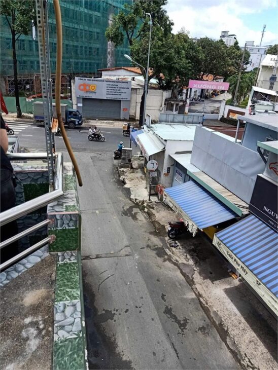 Bán nhà 3 Tầng Mặt tiền Lý Thường Kiệt, Gần Phạm Ngũ Lão. Giá chỉ 5.35 tỷ