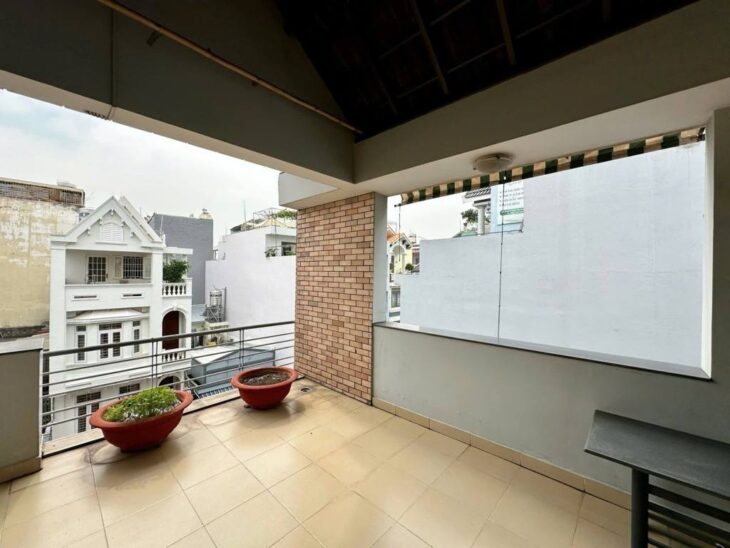 Bán nhà Gần MT Phạm Văn Bạch – Đường xe tải tránh – 100m2 – 4 tầng đẹp lung linh – Nhỉnh 12 tỷ