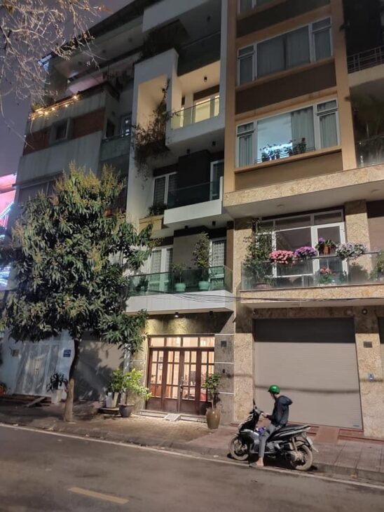 Bán Nhà Riêng Võ Chí Công – Ô Tô Tránh – Thang Máy – Kinh Doanh –Văn Phòng– 72m² – 7 Tầng – 23.2 Tỷ
