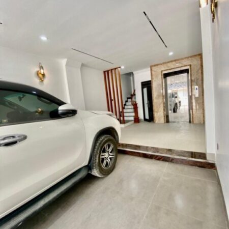 Tuyệt phẩm nhà phố 5 tầng thang máy, ô tô ngủ trong nhà tại Xuân La 65m 17.2tỷ