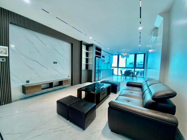 Tuyệt phẩm nhà phố 5 tầng thang máy, ô tô ngủ trong nhà tại Xuân La 65m 17.2tỷ