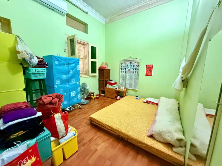 Chính chủ bán gấp nhà ngõ 211 Phố Khương Trung, Thanh Xuân. DT 45 m2, 4 tầng, MT 4,5 m. 7,4 tỷ.