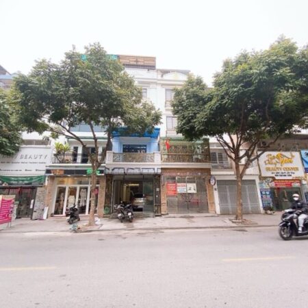 Bán nhà liền kề Hà Đông,Lacata, 82m2, thang máy 5 tầng chỉ nhỉnh 15 tỷ,WiEW vườn hoa