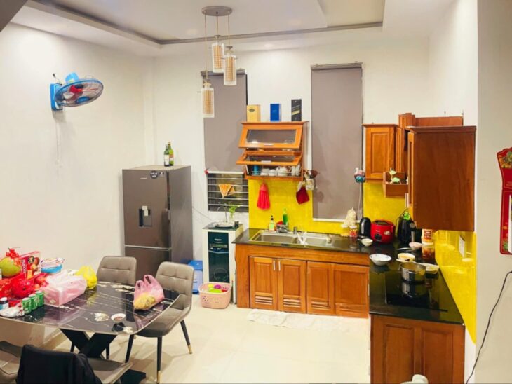 Bán nhà 2 mặt tiền kiên cố, ô tô đỗ cửa, gần Bệnh Viện 199 – Bộ Công An chỉ hơn 5 tỷ.