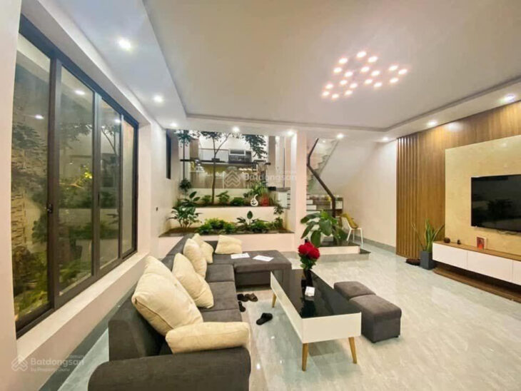 Bán gấp mặt phố Hồ Ba Mẫu 90m2 5 tầng kinh doanh vô địch chỉ 31 tỷ