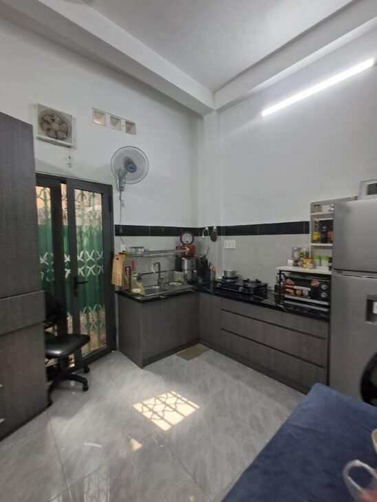 GIÁ RẺ 7 tỷ hơn có MTKD ngang 4.3m Nguyễn Thái Sơn 3 lầu mới KD đỉnh sát sân bay TSN.