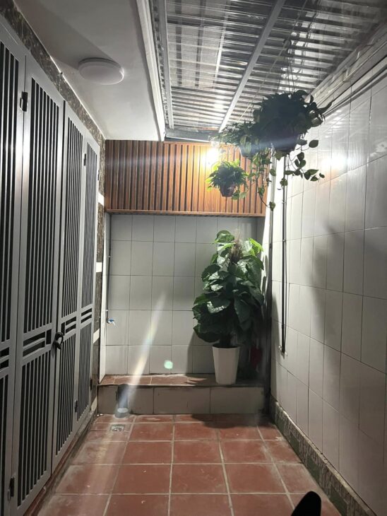 NHÀ ĐẸP PHÂN LÔ OTO CON ĐỖ RẤT GẦN – FULL NỘI THẤT – TIỆN ÍCH NGẬP TRÀN – AN SINH TỐT