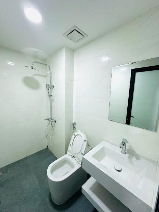 BÁN NHÀ ĐỊNH CÔNG THƯỢNG, HOÀNG MAI, THANG MÁY, 20M RA MẶT PHỐ , 35M2, 8.5TỶ(CTL)