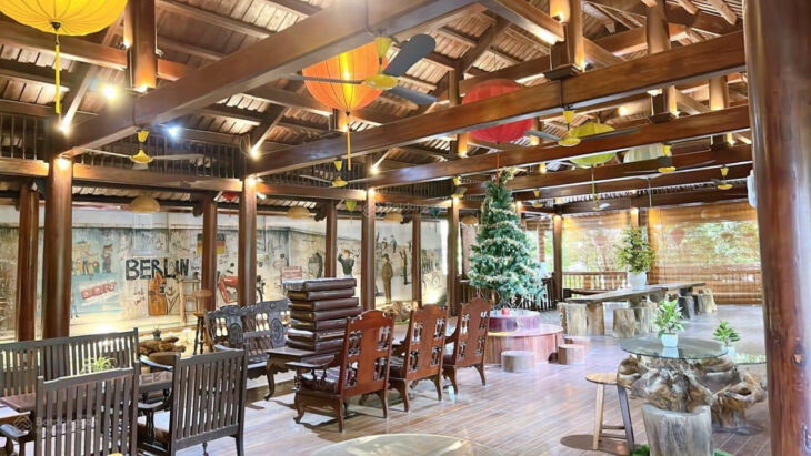 Bán nhà mặt phố Hoàng Cầu 100m2 mặt tiền 6,6m giá cực tốt cơ hội đầu tư hiếm có