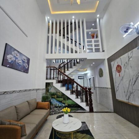 GẤP BÁN 18/03 CHỦ GẤP BÁN GIẢM 200TR GIÁ MỚI CHỈ 4.7 TỶ. SIÊU PHẨM KHU NHÀ ĐỒNG BỘ SANG TRỌNG, HƠN