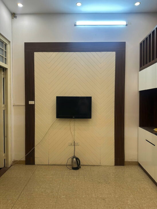 Chính chủ bán gấp nhà ngõ ô tô, 213, Giáp Nhất, Thanh Xuân, 60m2, 5 tầng. 10.98 tỷ.